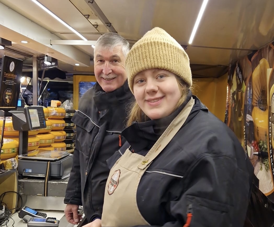 Veendaler markt kaas Frits en Janieke